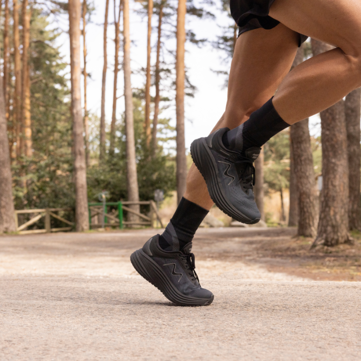 MBT M-3000 Black Women - Bild 7